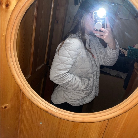 Avalanche Quilted Jacket - Picture 7 of 8